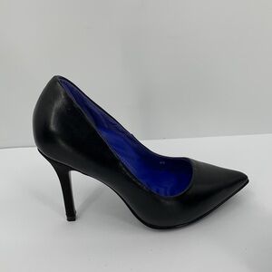 Antonia Saint Victoria black pointed toe pumps shoe textured heel comfort 6 C